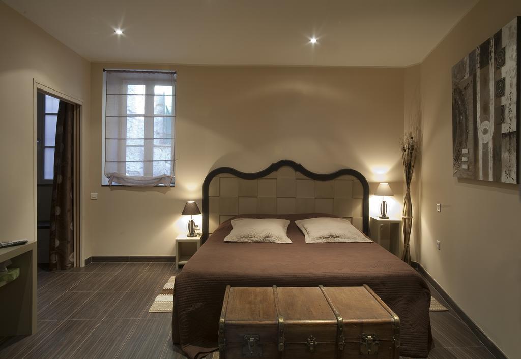 Bed & Breakfast Demeure Du Pareur Villeneuve-Minervois Dış mekan fotoğraf